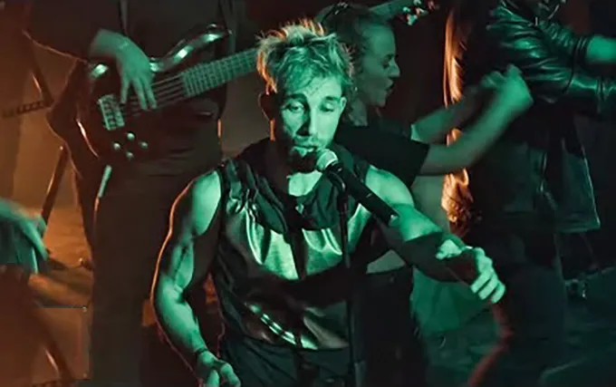 Contratar a COMMANCHE Contacto al: 011 5452-1766